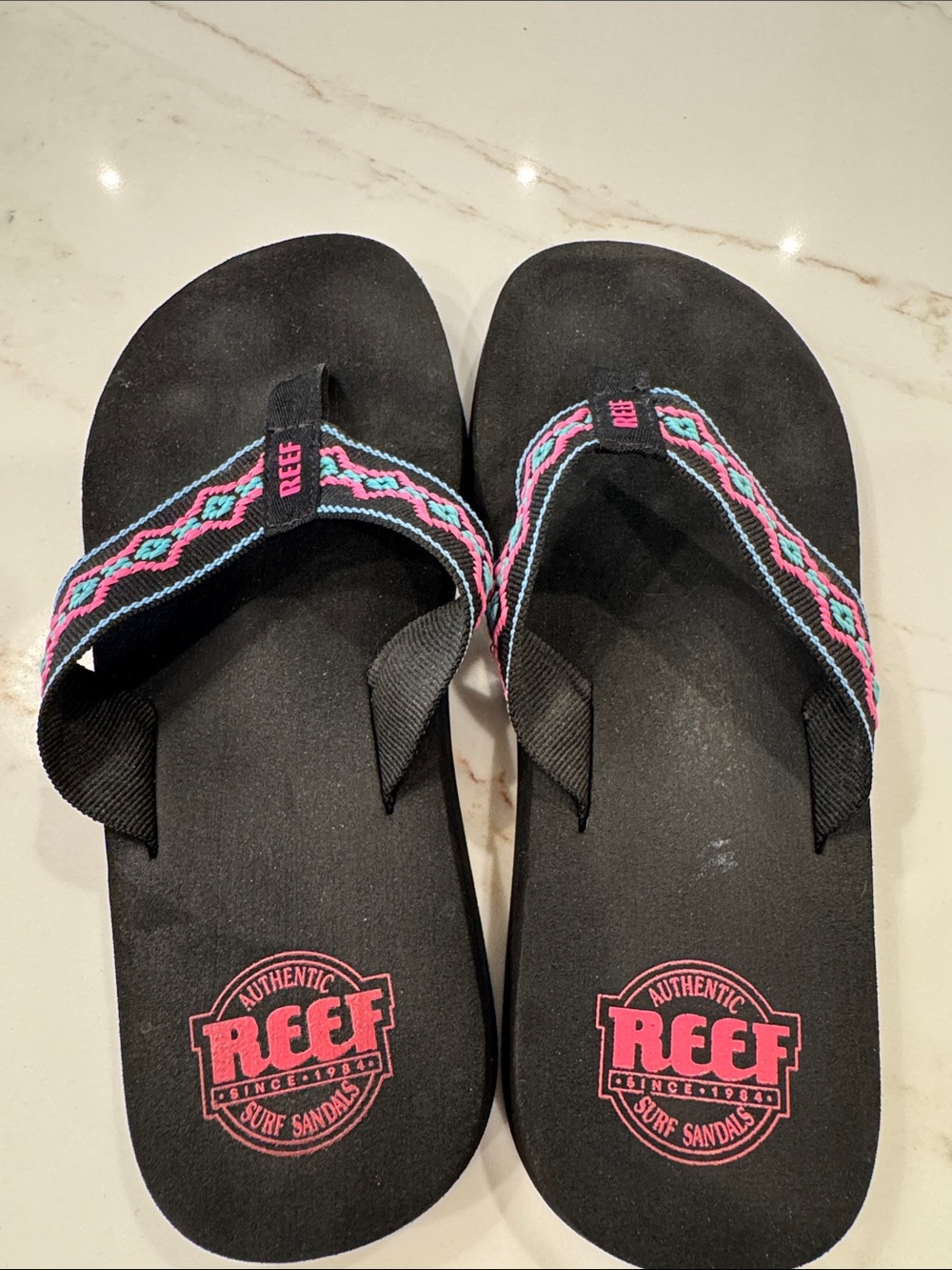 Reef Sandy Flip Flop Sandals Women’s 8 Multicolor Embroidery Summer Shoes Beach - Picture 5 of 9